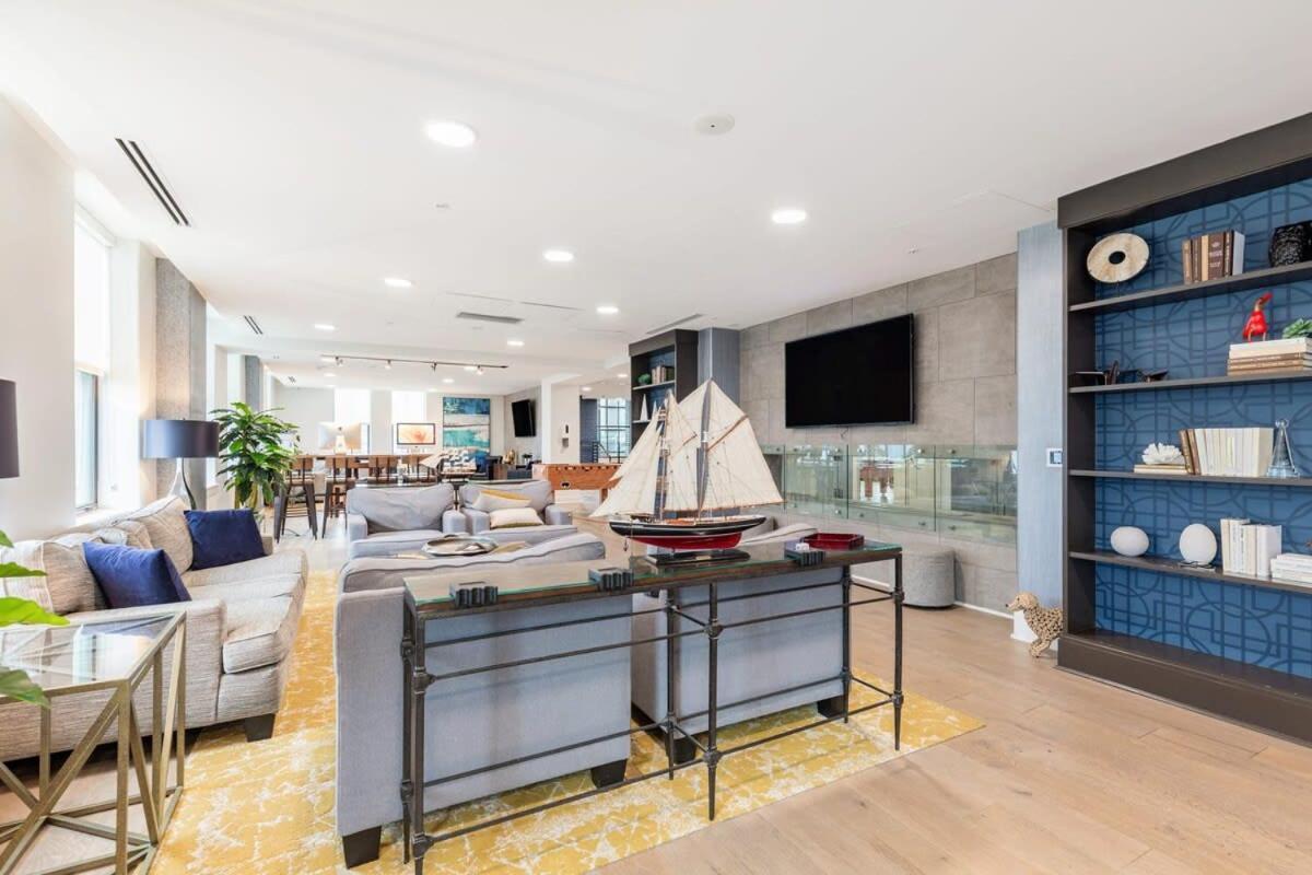 2Br Luxury Apartment With Rooftop Deck & Pool Baltimore Dış mekan fotoğraf